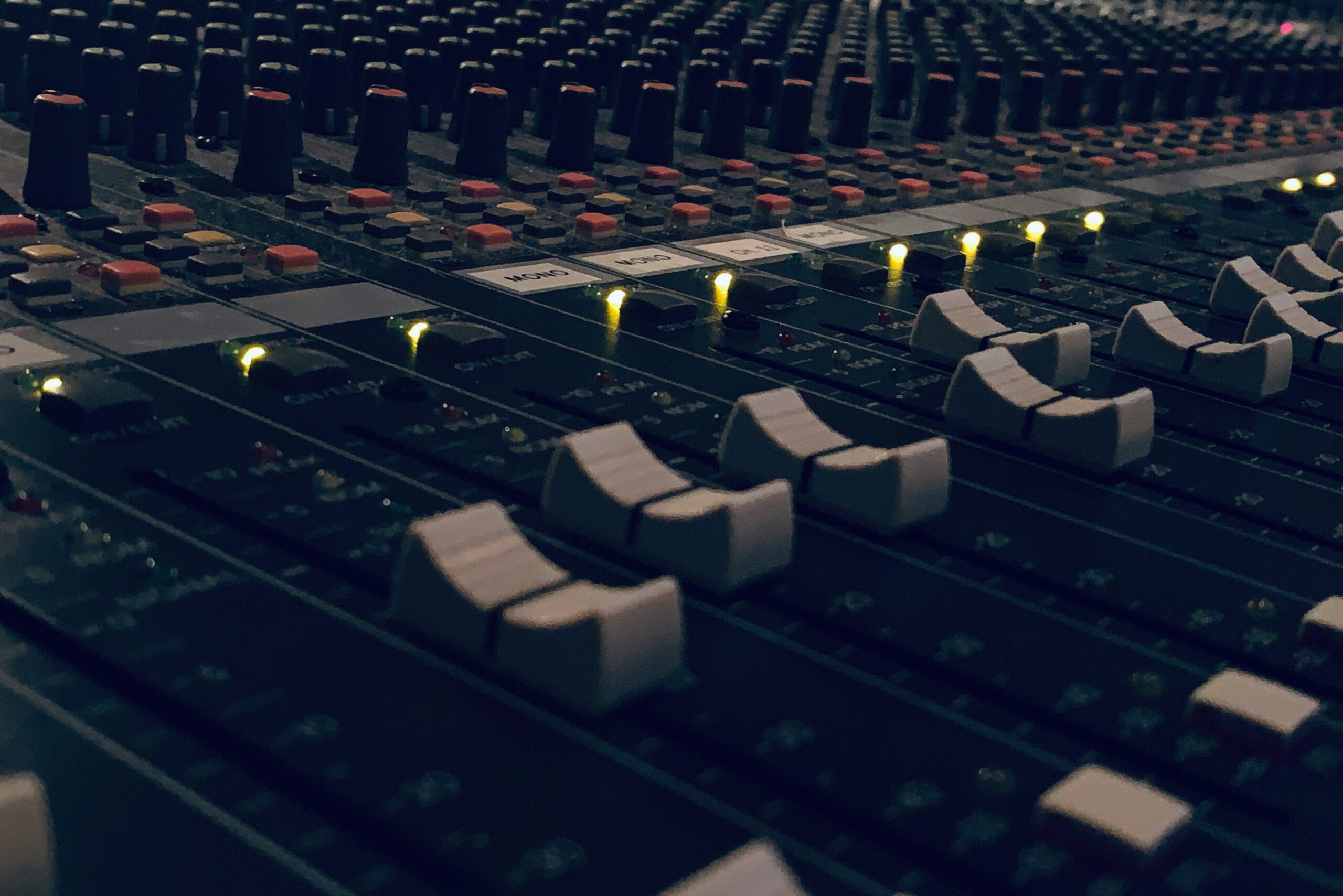 gavin-O1FVuOtSmJk-unsplash